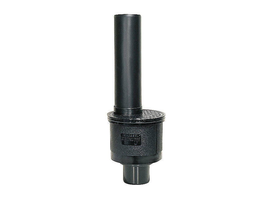 Gutter drain with a vertical outlet Gutter drain with a vertical outlet
